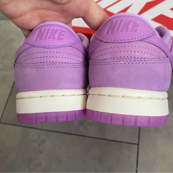 NEW Nike dunk low PRM premium rush fuchsia purple pink 7 women's - Picture 5 of 10